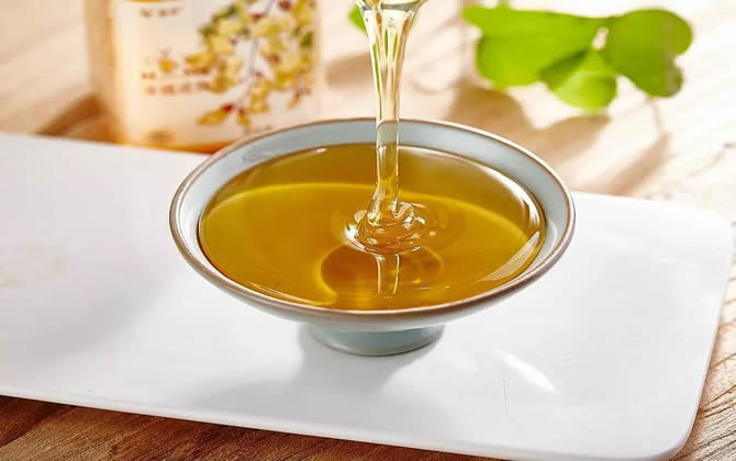 生蜂蜜和熟蜂蜜的區別是什么？(生蜜和熟蜜哪個好)