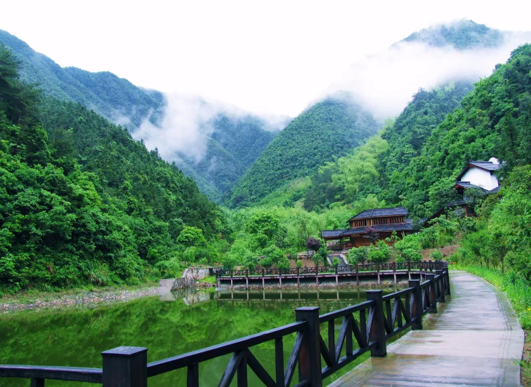 中秋出行！新晉黑馬目的地TOP10，小眾海島、賞秋秘境、文化慢城
